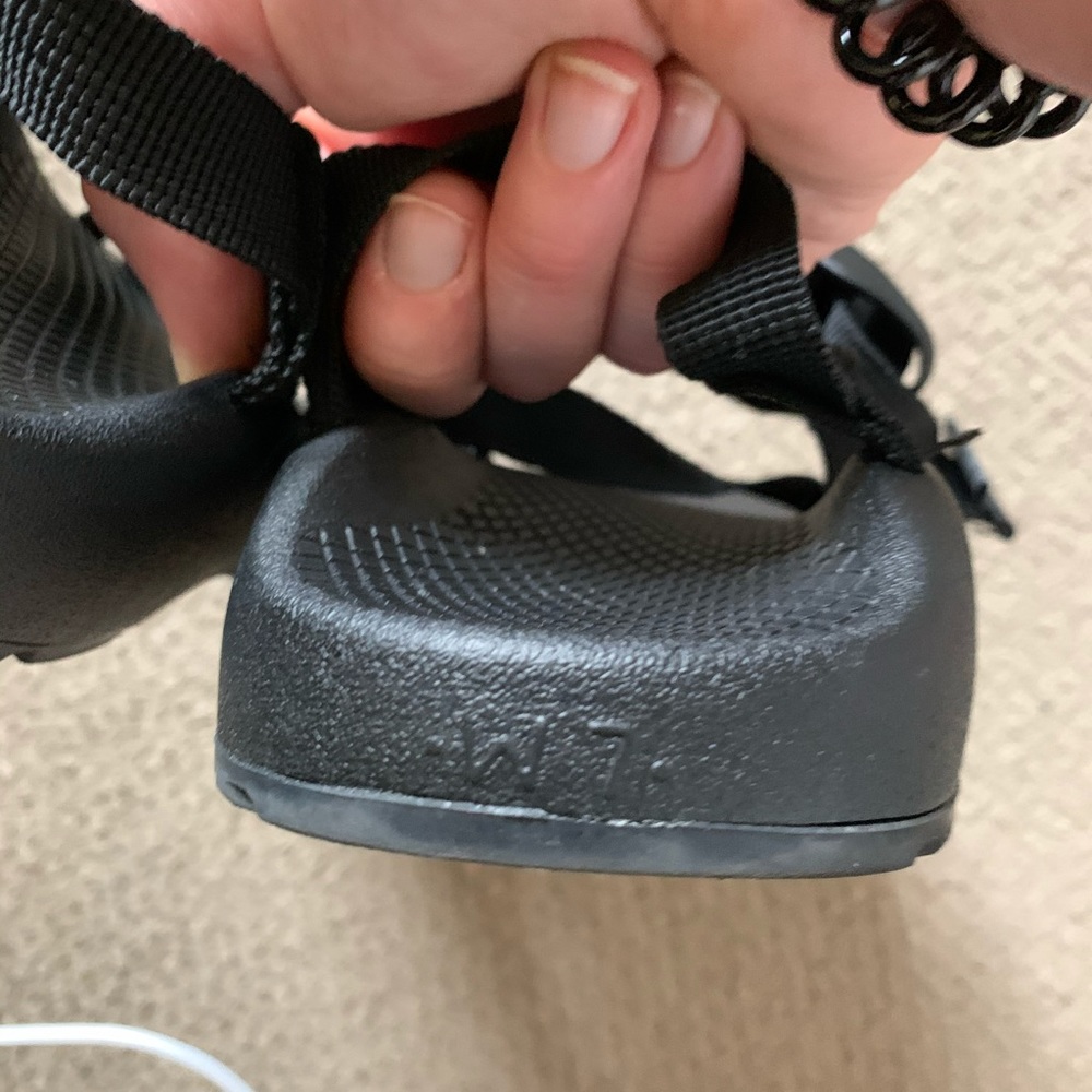 WORN ONCE Black Chacos Size 7M!!!!!! - Picture 2 of 3
